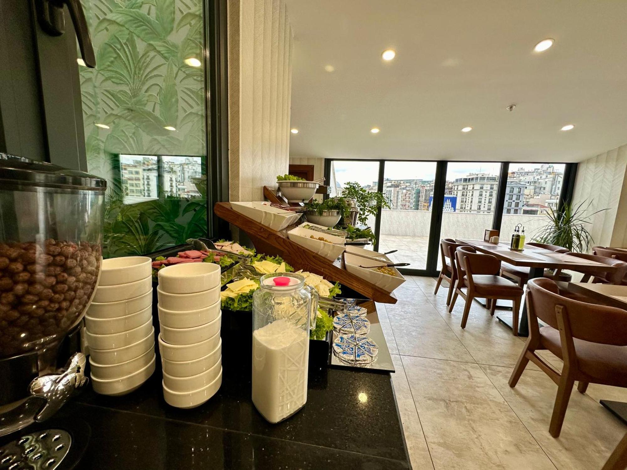 Istanbul Midpoint Hotel Екстериор снимка