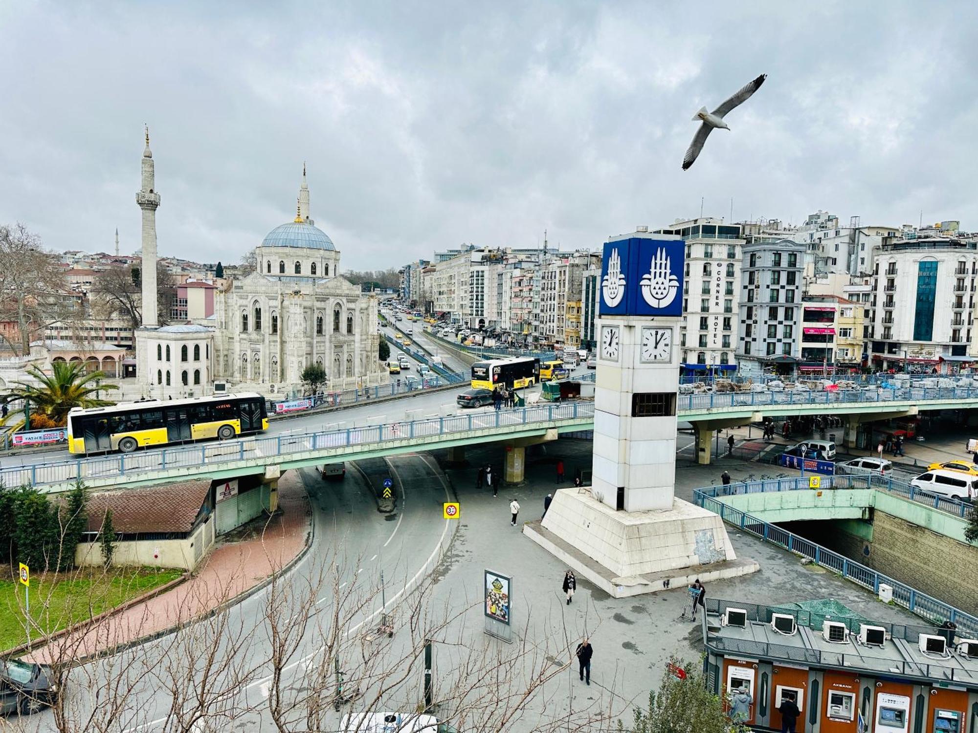 Istanbul Midpoint Hotel Екстериор снимка