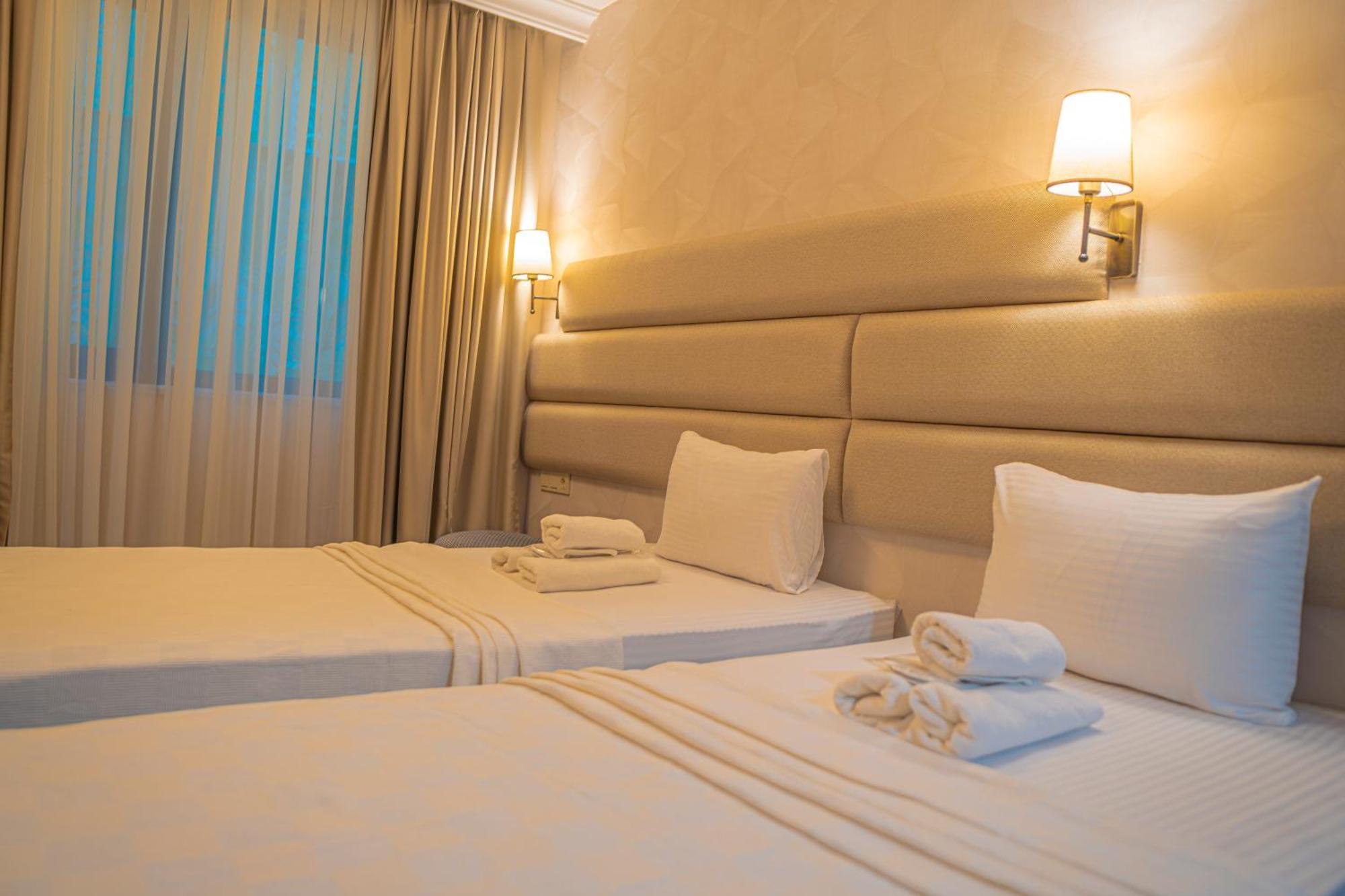 Istanbul Midpoint Hotel Екстериор снимка