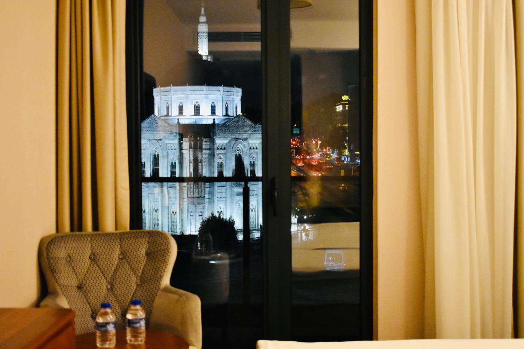 Istanbul Midpoint Hotel Екстериор снимка