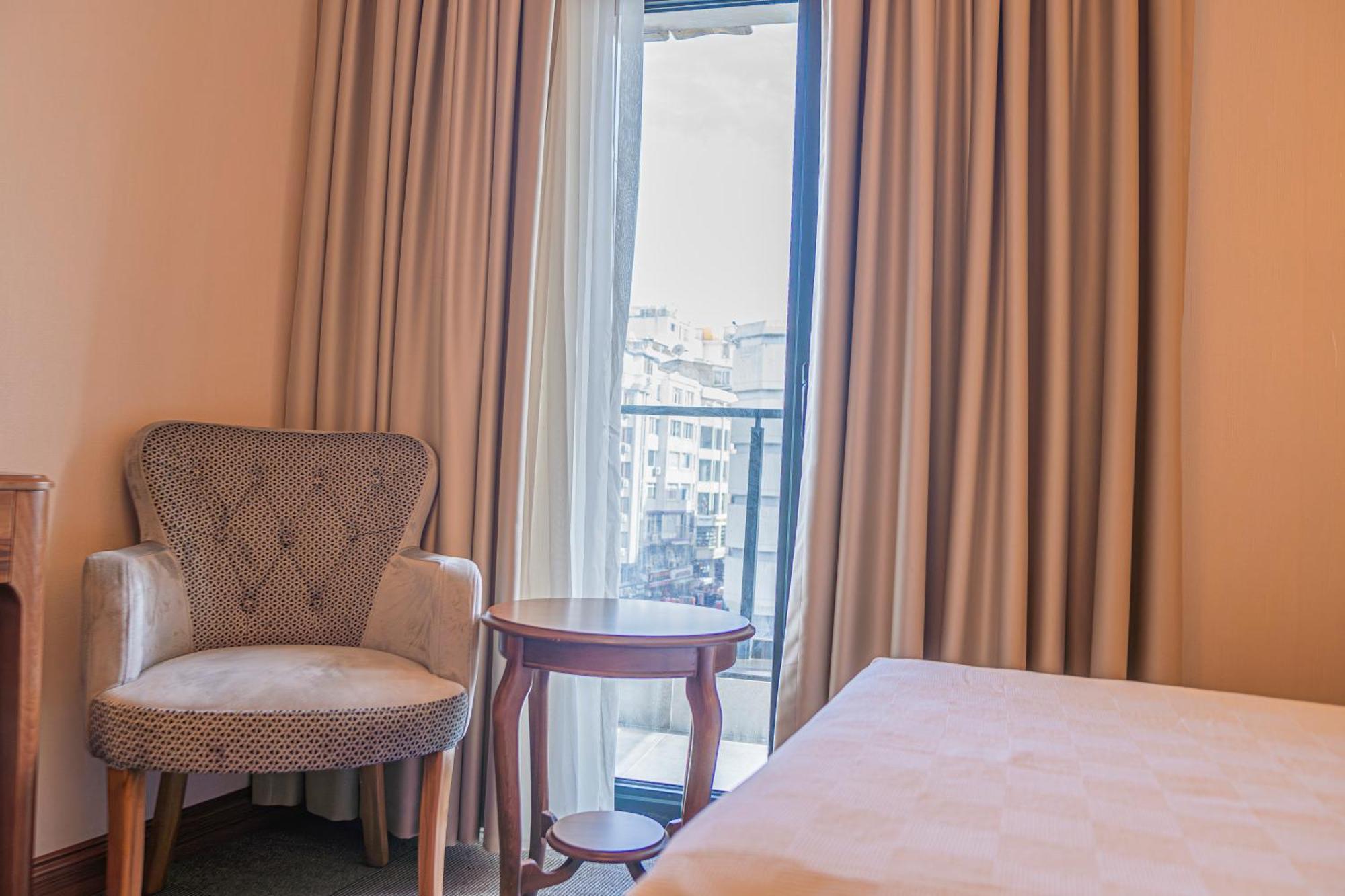 Istanbul Midpoint Hotel Екстериор снимка