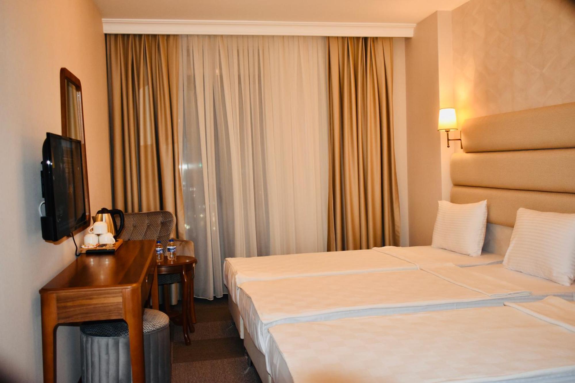 Istanbul Midpoint Hotel Екстериор снимка