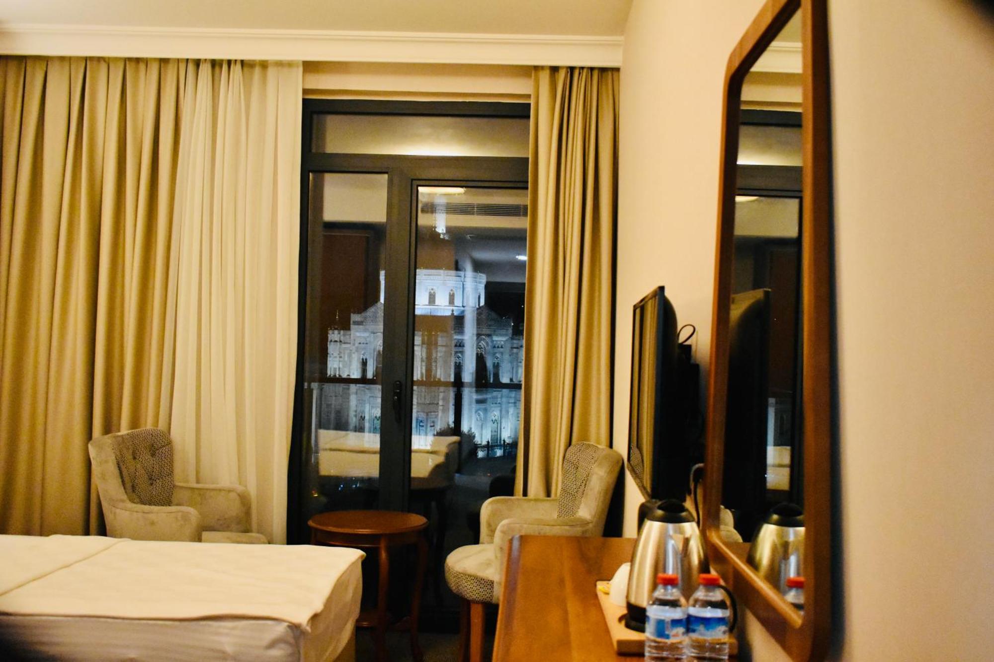 Istanbul Midpoint Hotel Екстериор снимка
