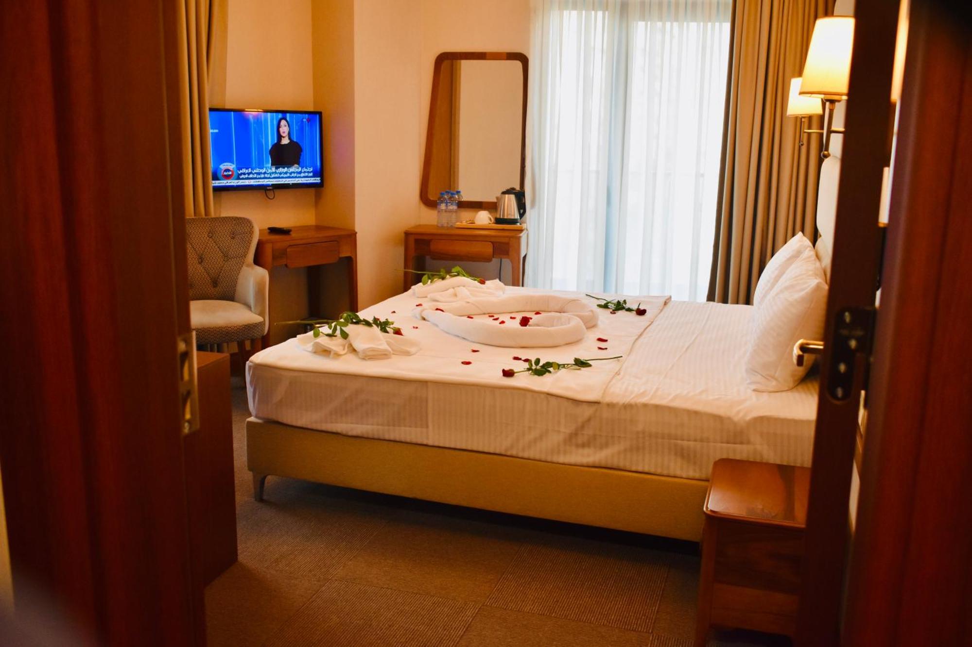 Istanbul Midpoint Hotel Екстериор снимка
