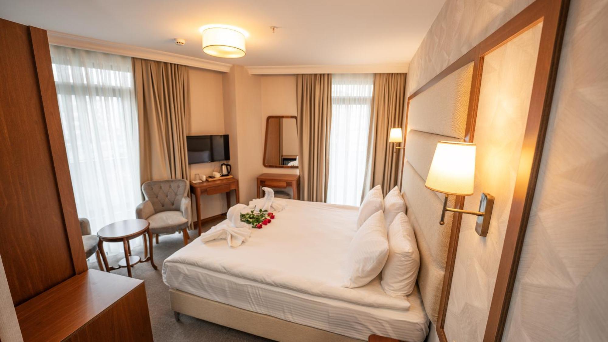 Istanbul Midpoint Hotel Екстериор снимка