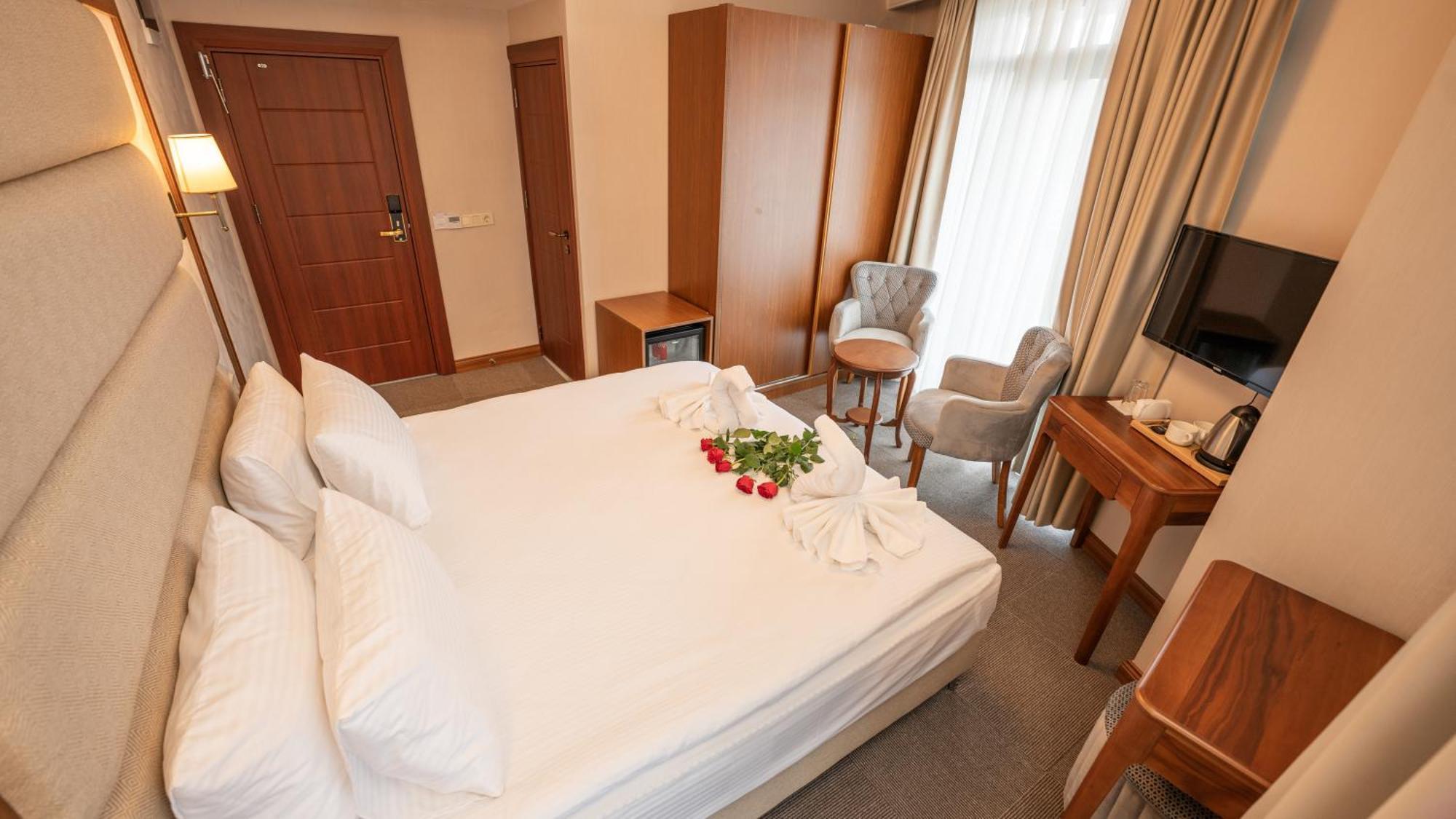 Istanbul Midpoint Hotel Екстериор снимка
